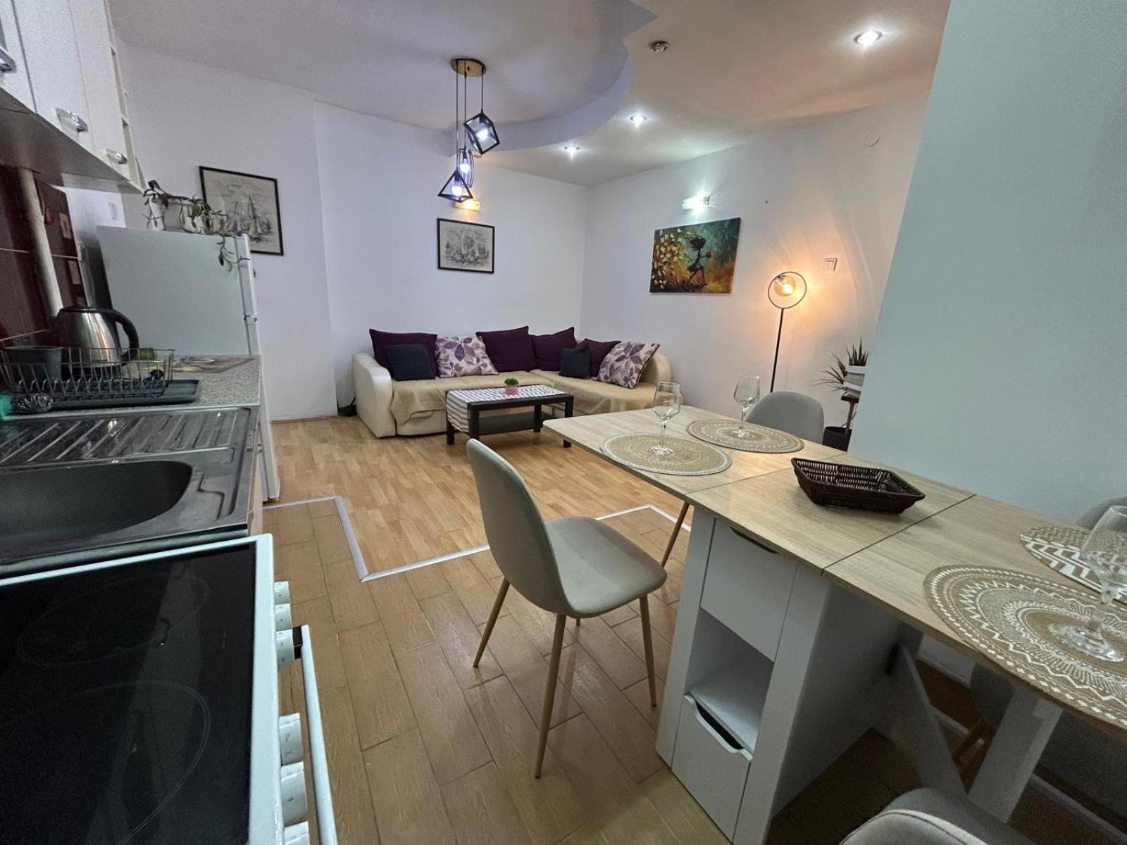 Elena Apartment 2 Skopje Eksteriør bilde
